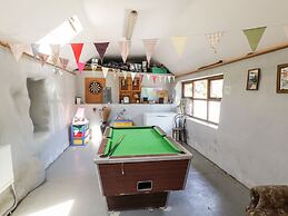 The Visiting House