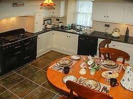 Nellie's Farmhouse