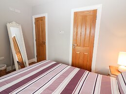 Laharn Cottage
