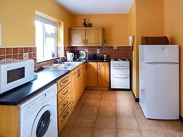 Rossbeigh Beach Cottage No 6