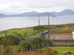 Gelmar's Coastal View