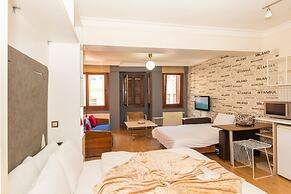 Opera House Hotel