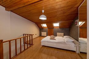 Opera House Hotel