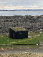 Aska Modern Cabin