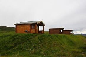 Hlid Huts