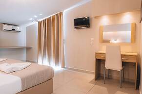 Porto Planos Beach Hotel