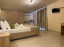 Porto Planos Beach Hotel