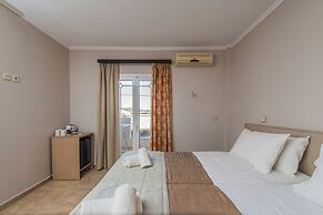 Porto Planos Beach Hotel