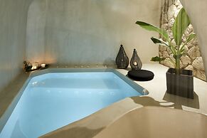 Floria Suites