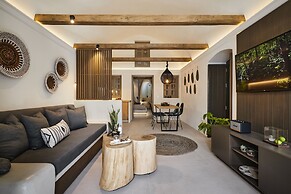 Floria Suites