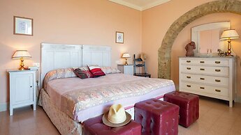 Tenuta il Sassone - Wine & Food