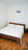 Duplex Apartment Tinel