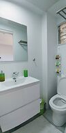 Jaffa's Penthouse Hostel