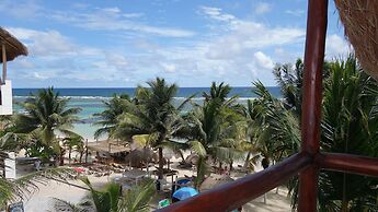 El Fuerte Beach Resort