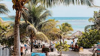 El Fuerte Beach Resort