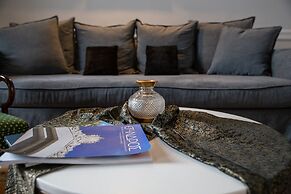Camara Suites