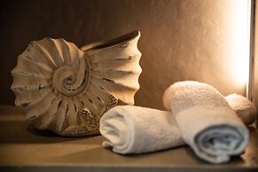 Camara Suites