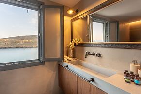 Camara Suites