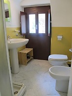 Oliveto Sleeps 4 With Private Garden