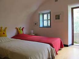 Oliveto Sleeps 4 With Private Garden