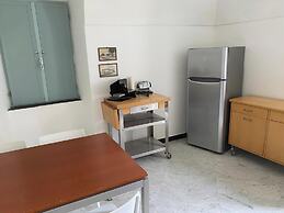 Oliveto Sleeps 4 With Private Garden