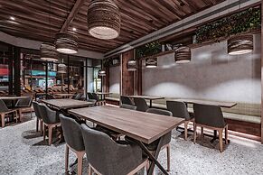 Somer Chew Hotel