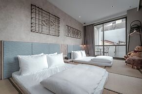Somer Chew Hotel