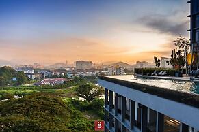 Expressionz Suites KLCC by Like Home