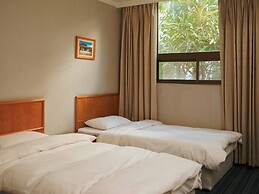 Kinsa Holiday Hotel