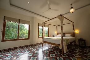 amã Stays & Trails Pathiramanal Villa, Alappuzha