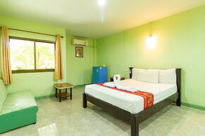 Khum Suk Resort