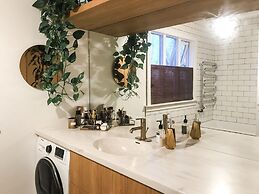 Apartment J10