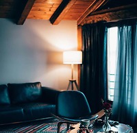 Dim's Hotel