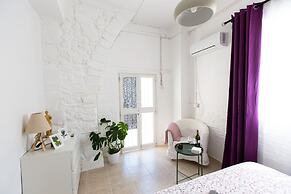 Aladdin's Hostel