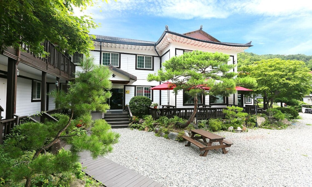 Dasup Pension