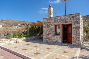 Armonia Studios and Villas