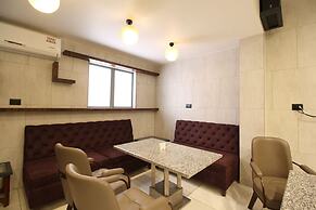 Hotel Maple IVY