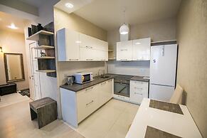 Apartment on Komarova 58-267