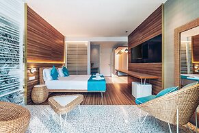 Carine Hotel Kumbor