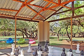 Monateng Safari Lodge