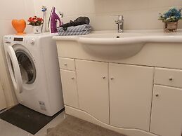 Srecko Centar Apartment