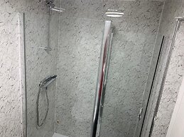 Luks Apartments