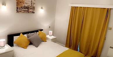 Luks Apartments