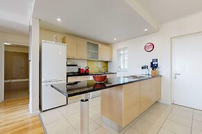 Horizon Bay 405