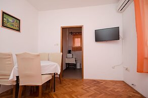 Apartments Mirjana B