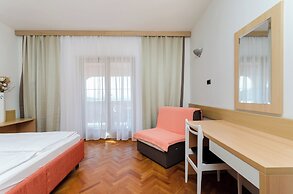 Apartments Mirjana B