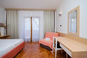 Apartments Mirjana B