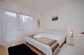 Apartment Marija