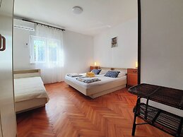 Rooms Zeljka 2