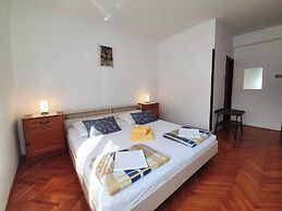 Rooms Zeljka 2